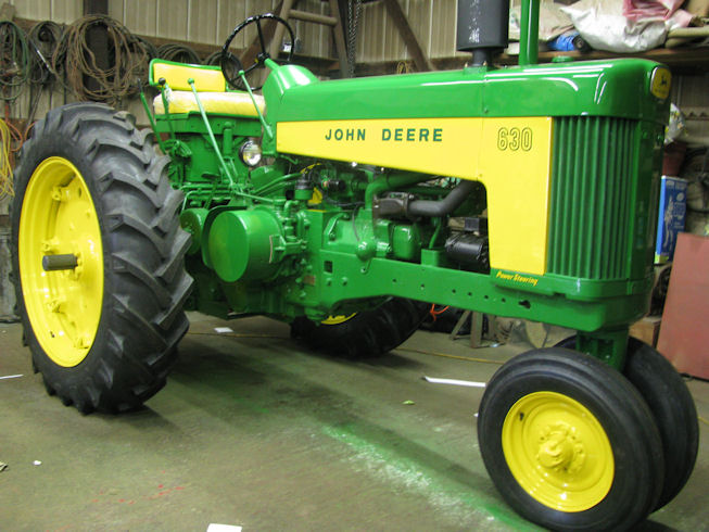 John Deere 630